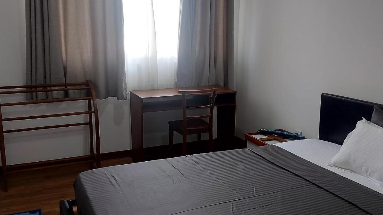 Jays Guest - Rajagiriya Colombo Hotel Екстериор снимка