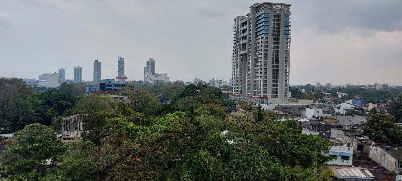 Jays Guest - Rajagiriya Colombo Hotel Екстериор снимка