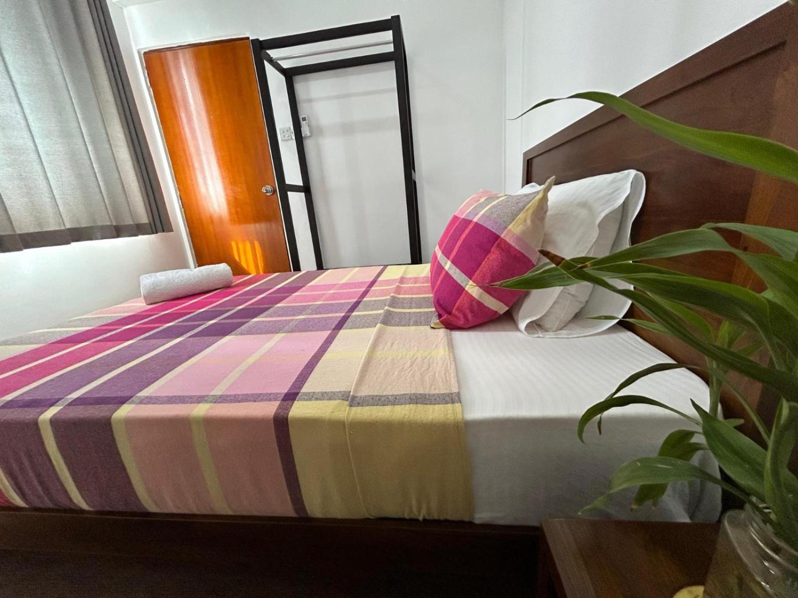 Jays Guest - Rajagiriya Colombo Hotel Стая снимка